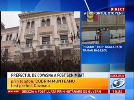 Prefectul de Covasna, schimbat din funcţie pentru că a arborat drapelul României pe peretele instituţiei