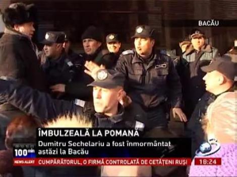 Pomană cu îmbulzeală, la înmormântarea lui Dumitru Sechelariu