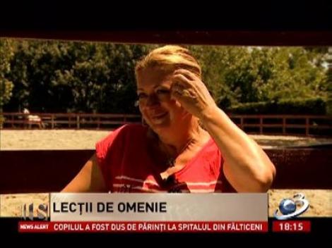 Vezi aici un material emoţionant despre lecţii de omenie şi generozitate