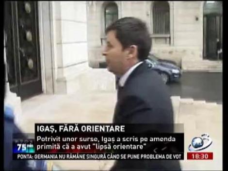 Igaş, la volan fără permis, centură şi cu farurile stinse