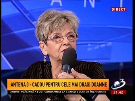 Mama şi sora lui Mircea Badea, celebrate de Ziua Femeii, la Sinteza zilei