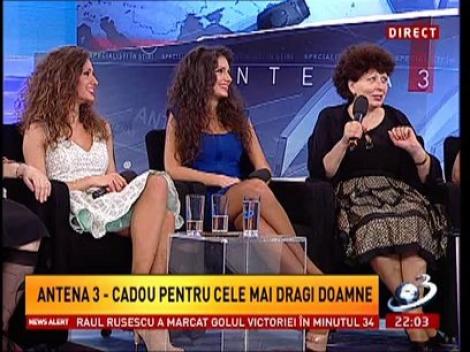 Mama Oliviei Păunescu şi sora ei, la Sinteza Zilei