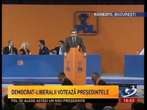 Vezi aici gafele politicienilor de la Convenția PDL