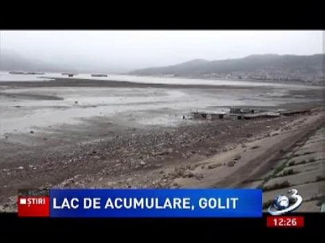 Lacul de acumulare din Orșova a fost golit aproape în totalitate