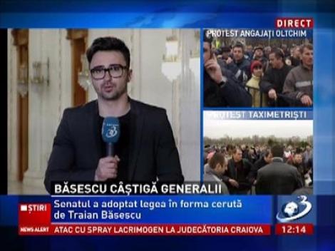 Generalii SRI, SIE şi STS ies la pensie prin decizie a preşedintelui