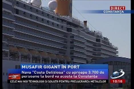 Nava "Costa Deliziosa" cu aproape 3.700 de persoane la bord, a acostat la Constanța