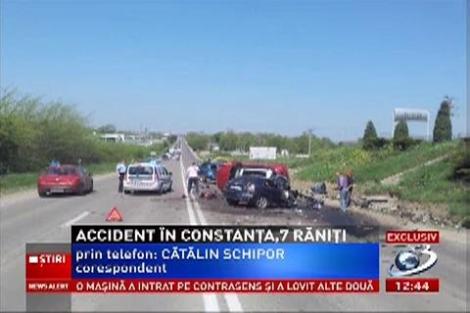 Drumul spre mare s-a terminat pe patul de spital: Accident cu 7 răniţi, la intrarea în Constanţa