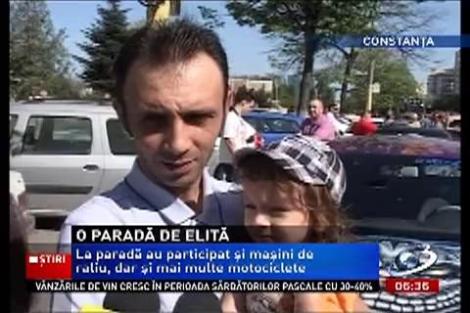 Constanţa: Paradă a maşinilor de epocă