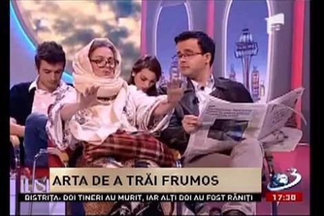 Vezi aici o scenetă de zile mari! Maia Morgenstern şi Mihai Gâdea pe scenă