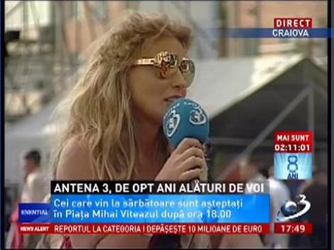 Cântăreaţa Corina: La mulţi ani, Antena 3, îmi place la tine tot!