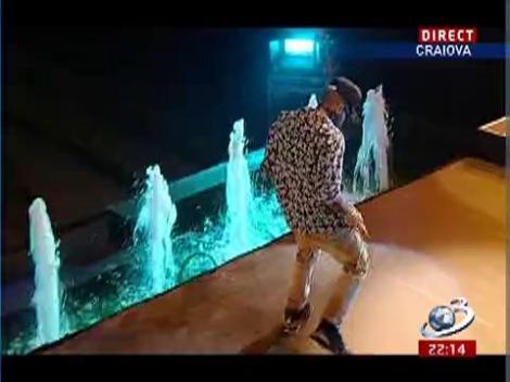 Mare petrecere, mare bairam la Craiova! Alex Velea cântă piesa, "Când soarele răsare"