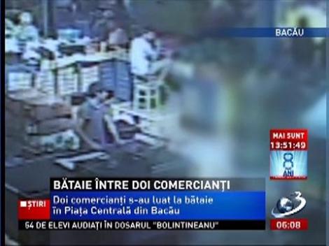 Bătaie în Piaţa Centrala din Bacău intre doi comercianţi