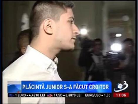Plăcintă Jr. se lansează în industria modei