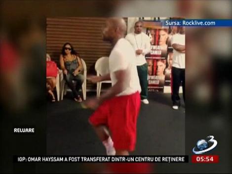 Mircea Badea: Se pare că Floyd Mayweather a învăţat să sară coarda după ce m-a văzut pe mine
