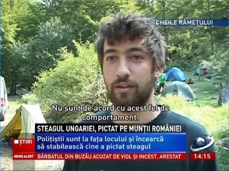 Steagul Ungariei, pictat pe munţii României