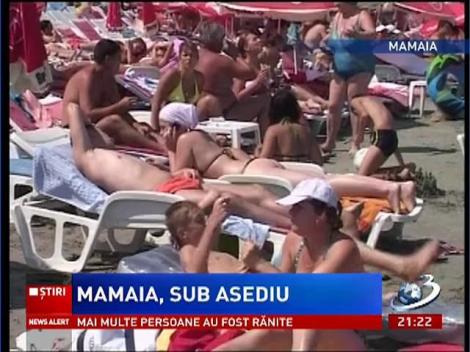 Mamaia, sub asediu! 200.000 de turişti pe litoral