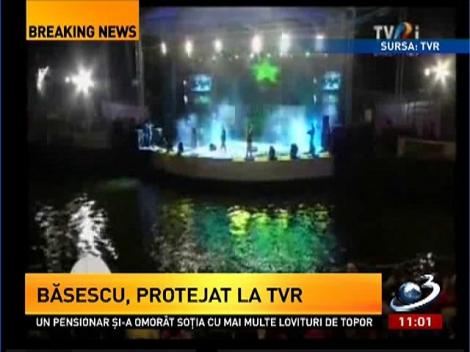 Un rapper care a scandat împotriva lui Traian Băsescu a fost oprit de prezentatoarea TVR