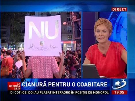 Radu Tudor: De ce nu a făcut Băsescu referendum în ultimii patru ani de zile, când prim ministru era o statuetă mică de aur, domnul Boc. Cred că era dintr-un rest de la Roşia Montană