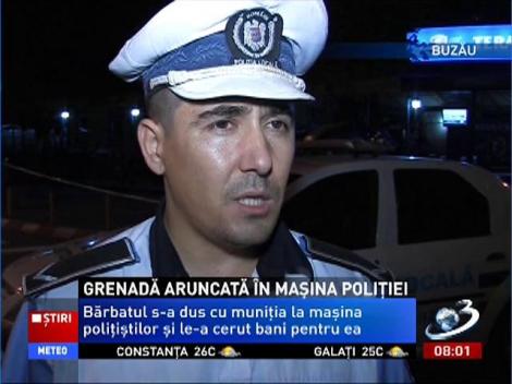Panică la Buzău! Un bărbat a aruncat o grenadă pe maşina poliţiştilor
