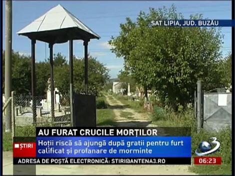 Hoţii de fier vechi s-au reprofilat, acum fură crucile de pe morminte