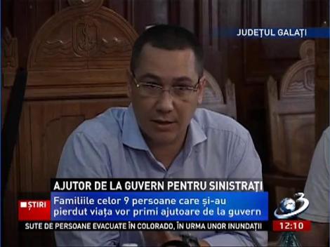 Guvernul va aloca banii necesari pentru repararea caselor afectate de inundaţii