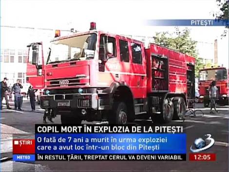 Explozie puternică la Piteşti. O fetiţă de 7 ani a murit carbonizată