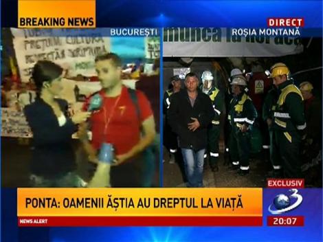 Mii de oameni protestează din nou în Piaţa Universităţii: Nu vrem să fim conduşi de hoţi!