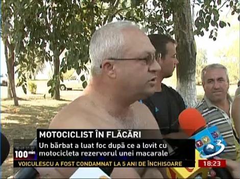 Motociclist în flăcări. Atenţie! Imagini cu impact emoţional