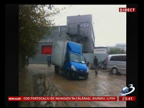 Badea, despre o stradă inundată: Asta nu este din Hiroshima imediat după bombardament, este din Popeşti-Leordeni din zilele noastre