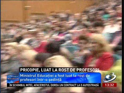 Ministrul Remus Pricopie, luat la rost de profesori