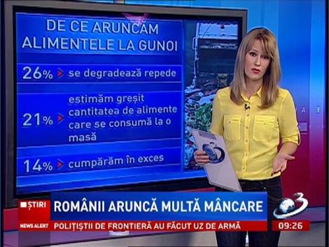 Românii aruncă la gunoi alimentele cumpărate în exces