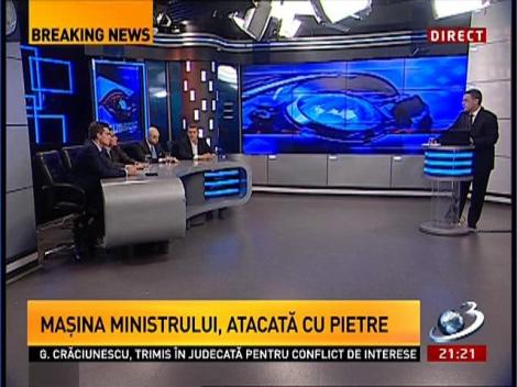 Daniel Barbu, atacat de protestatarii din Bucureşti