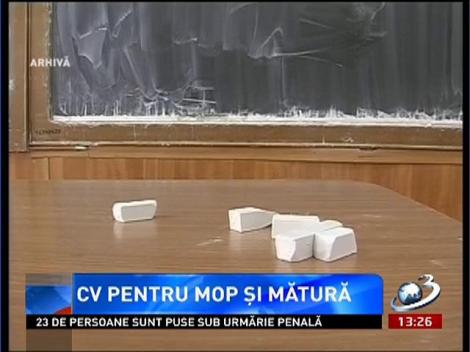 Femeile de serviciu au nevoie de CV pentru a da cu mopul şi mătură