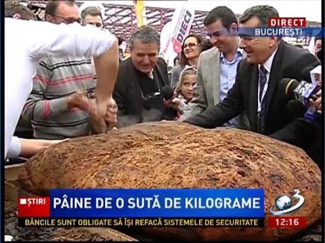 Paine de o sută de kilograme