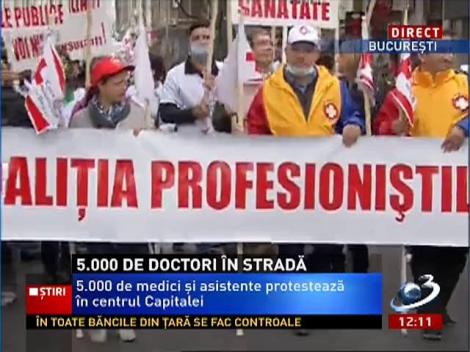 Protestul medicilor. 5.000 de doctori în stradă