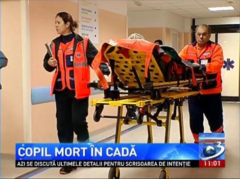 Copilul din Dâmboviţa a murit în cadă, în urma unei intoxicaţii cu monoxid de carbon
