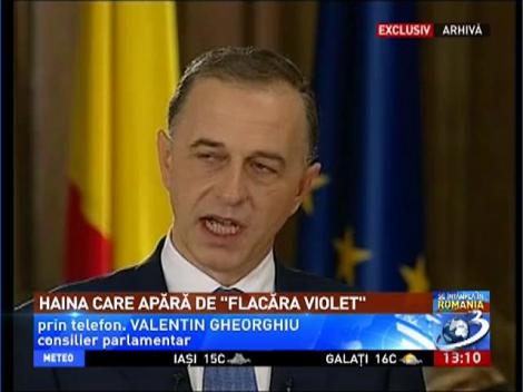 Un consilier parlamentar a inventat vesta care apără politicienii de "flacăra violet"