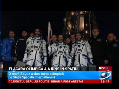 Flacăra Olimpică a ajuns în spaţiu