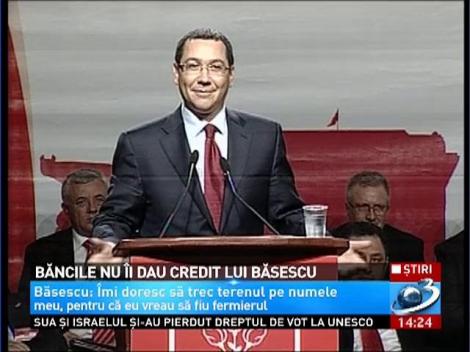 Băncile nu îi dau credit lui Băsescu