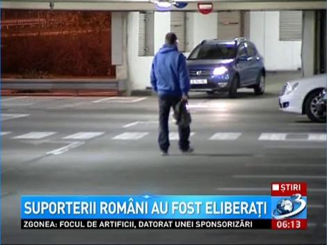 Cei 8 suporteri români arestaţi în Grecia la meciul cu naţionala au fost repatriaţi