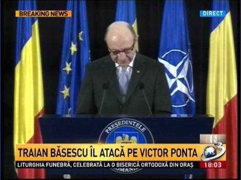 Traian Băsescu îl atacă pe Victor Ponta: S-a încurcat ca un adolescent