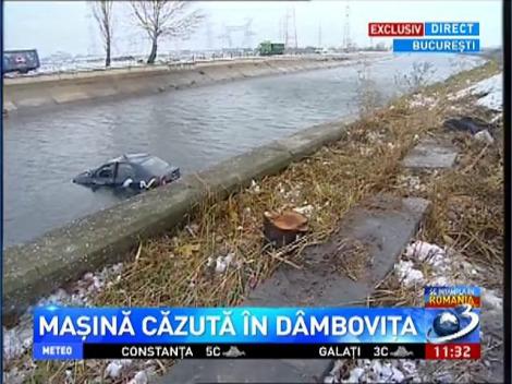 Un şofer a ajuns cu maşina în Dâmboviţa. Vedeţi imagini de la locul accidentului