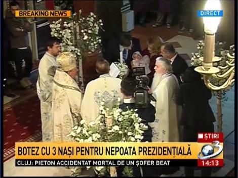 Imagini de la botezul nepoatei presedintelui Traian Basescu