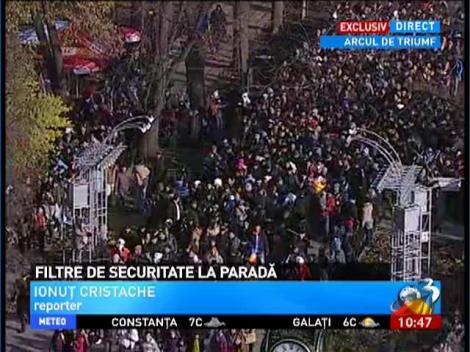 Scandal şi huiduieli la parada de 1 decembrie