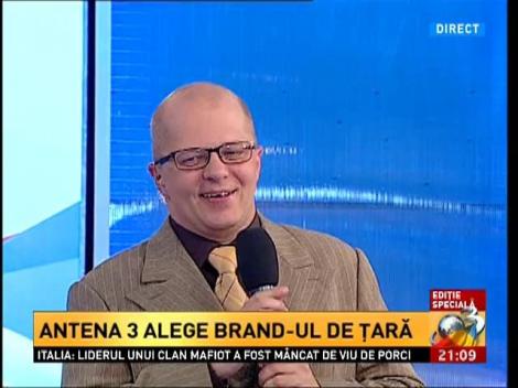 Maestrul Mircea Albulescu si campionul olimpic Ivan Patzaichin, sustinatori ai echipei Personalitati