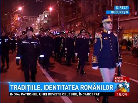 Vezi aici imagini din Capitala cu retragerea trupelor cu torte, cu ocazia Zilei Nationale a Romaniei!