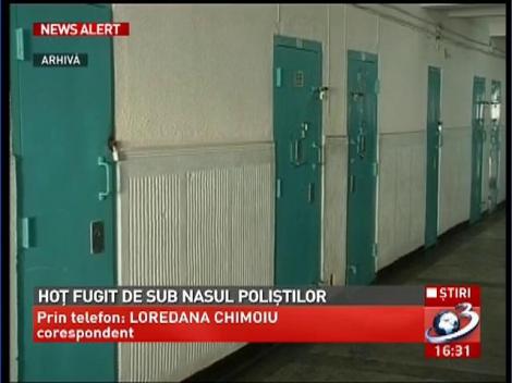 Un hoţ dat în urmărire internaţională a fugit de sub nasul poliţiştilot din Craiova