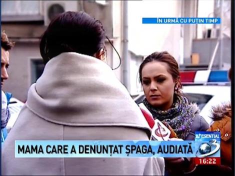 Mama care a denunţat-o pe învăţătoarea şpăgară: Ne-a făcut mizerii, ţigani, cretini!