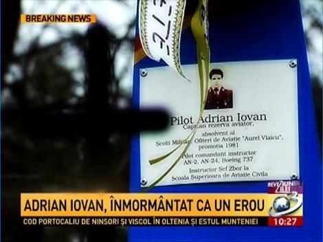 Imagini de la inmormantarea pilotului Adrian Iovan