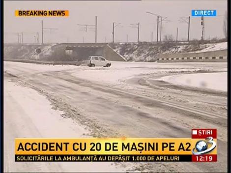 CARAMBOL pe A2. Aproximativ 20 de maşini au fost implicate în accident
